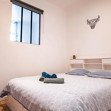 Les Du Castillet * Perpignano