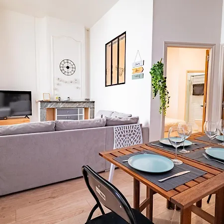 アパート Les Du Castillet ペルピニャン