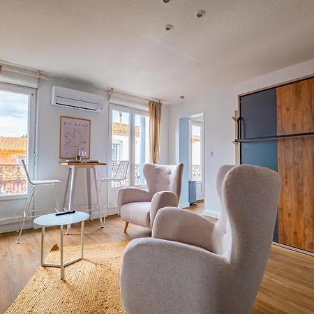 Les Du Castillet * Perpignano