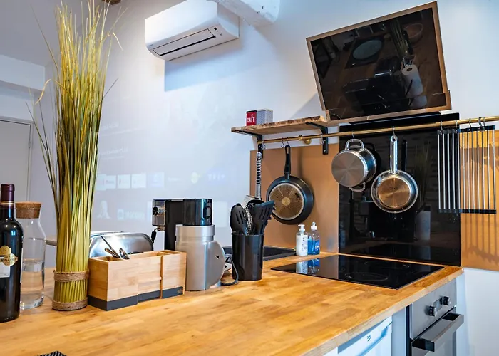 Les Du Castillet * Περπινιάν